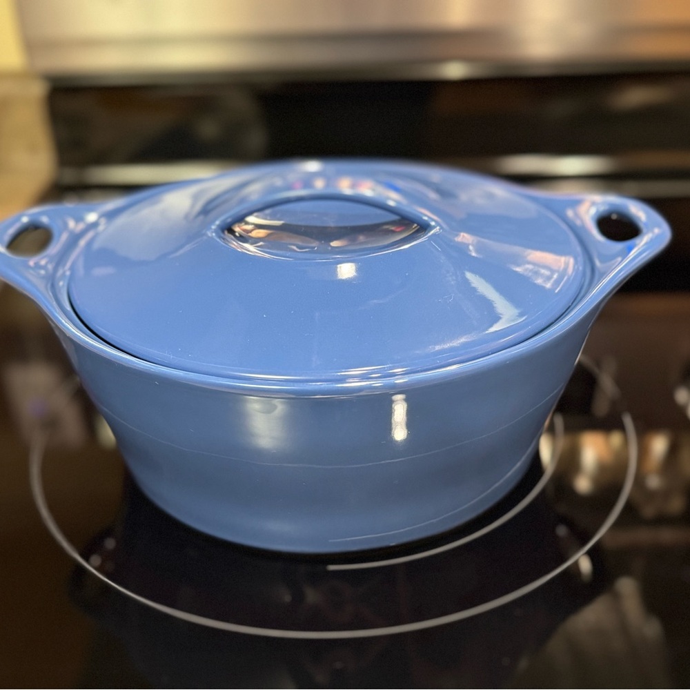 2.5 qt CorningWare Creations Stoneware Blue baking casserole dish w lid - Picture 2 of 9